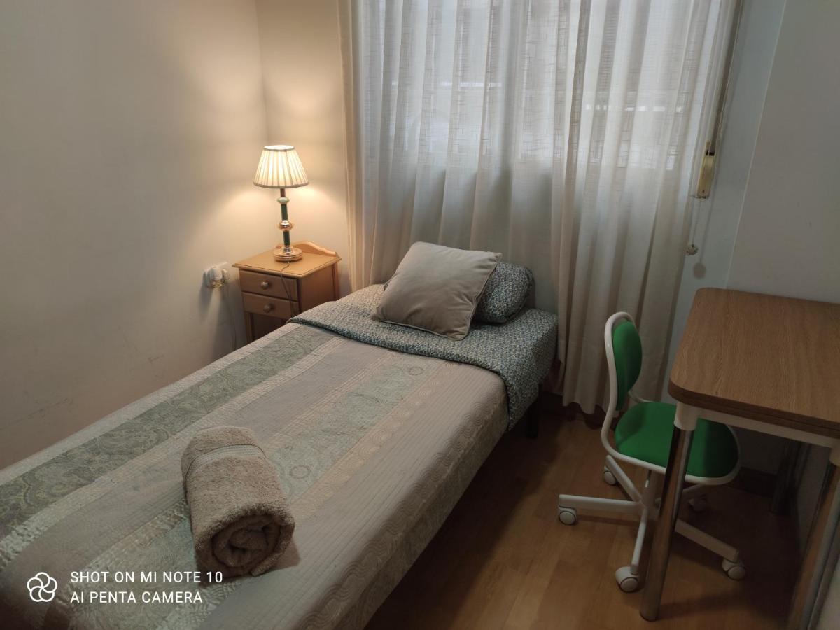 Habitacion L Apartment Madrid Ngoại thất bức ảnh